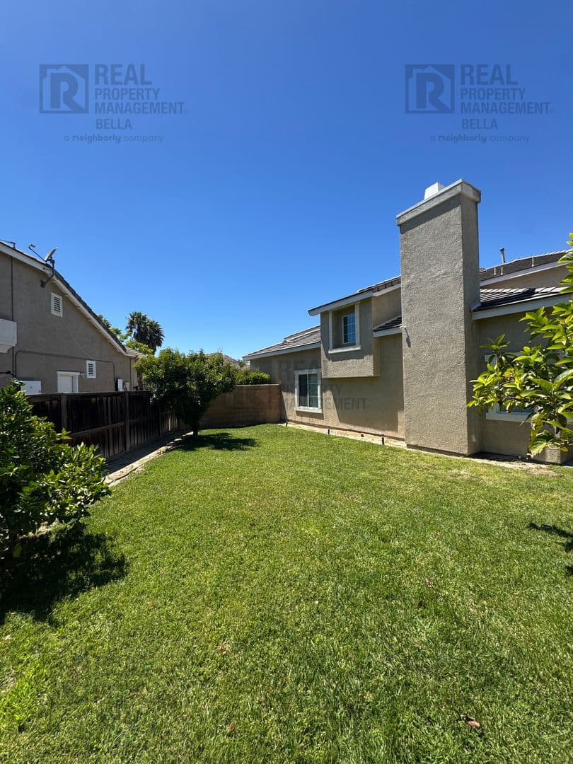 Hemet House: 756 Conlon Drive