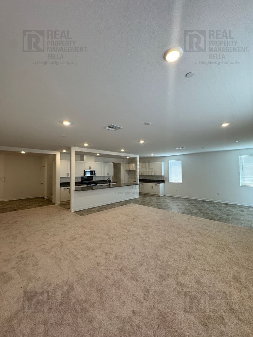 Homeland House: 30972 Lanark St.