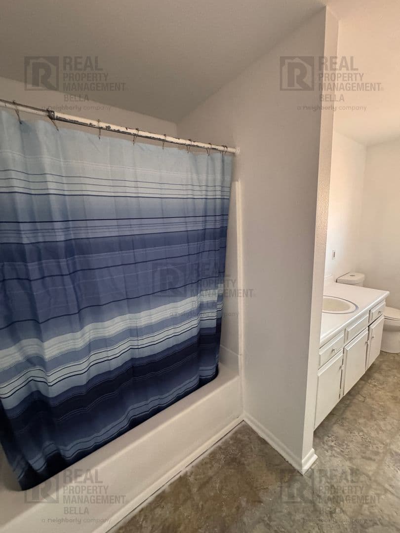 Hemet Apartment: 41987/41989 Briarwood Ave.