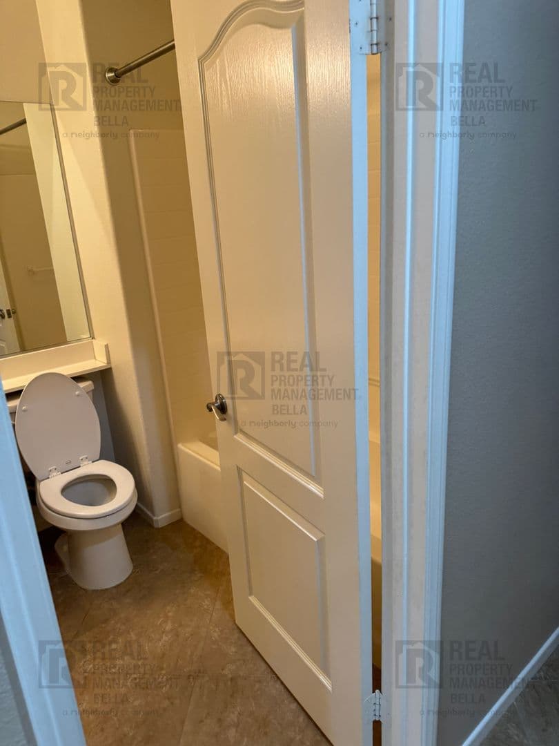Hemet House: 756 Conlon Drive