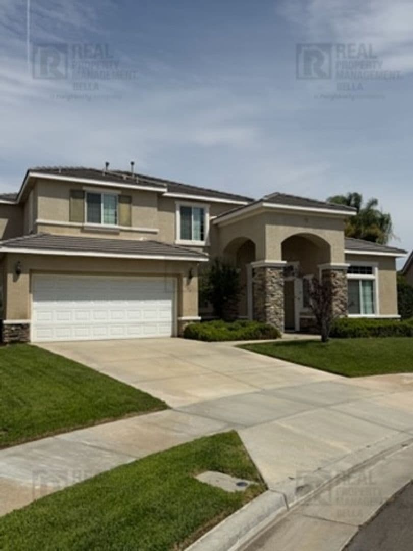 Hemet House: 756 Conlon Drive