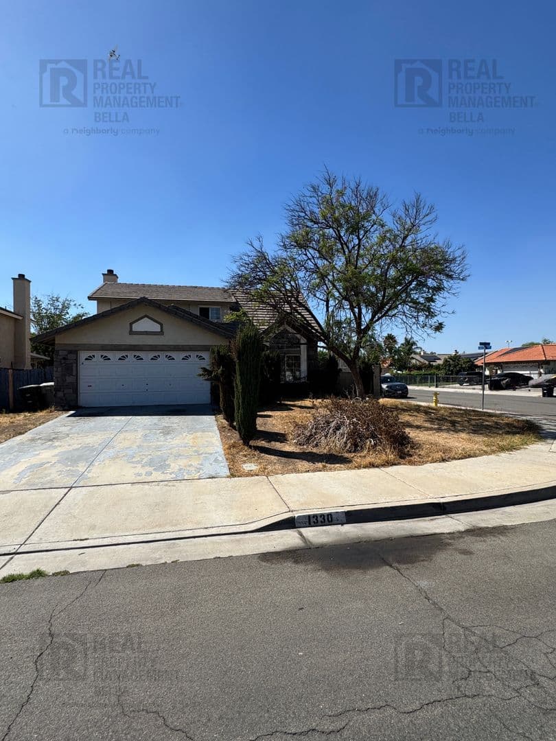 Perris House: 1330 Wrigley Ln