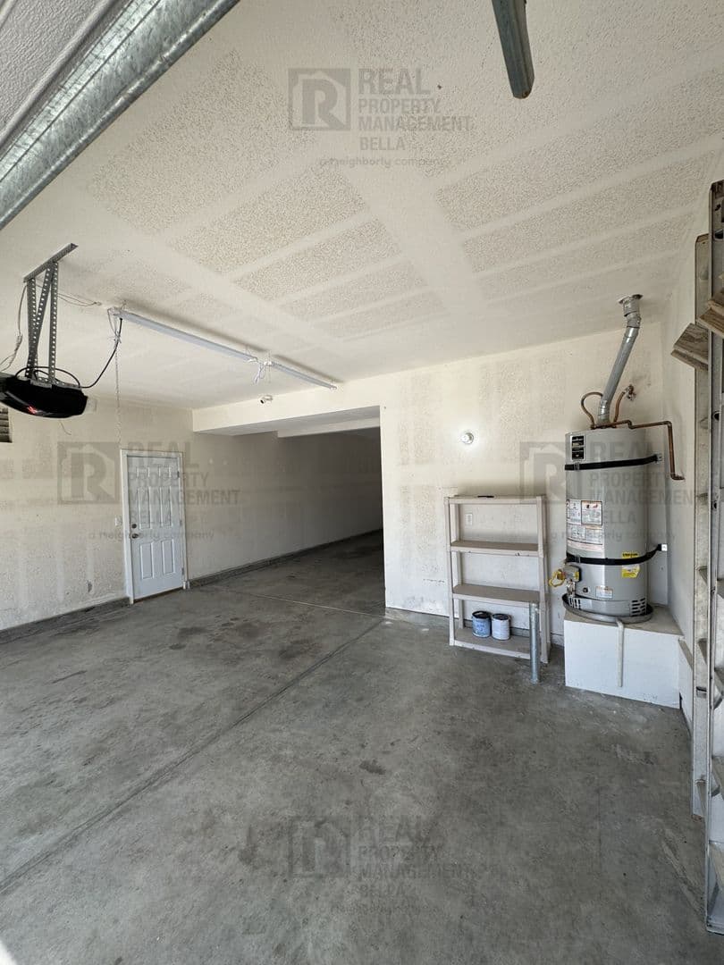 Hemet House: 756 Conlon Drive