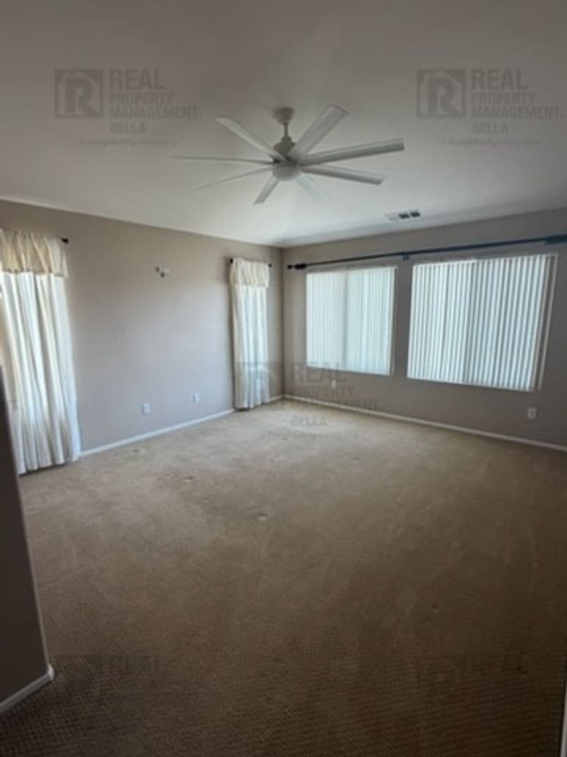 Hemet House: 756 Conlon Drive
