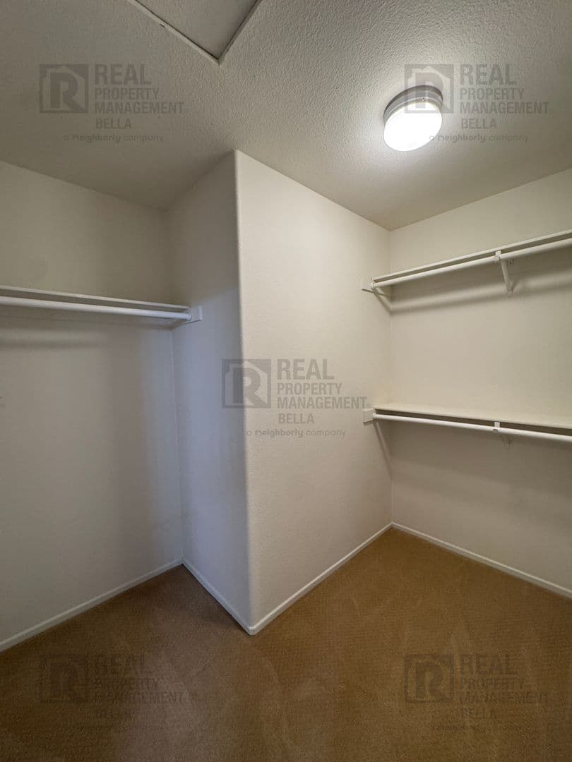 Hemet House: 756 Conlon Drive