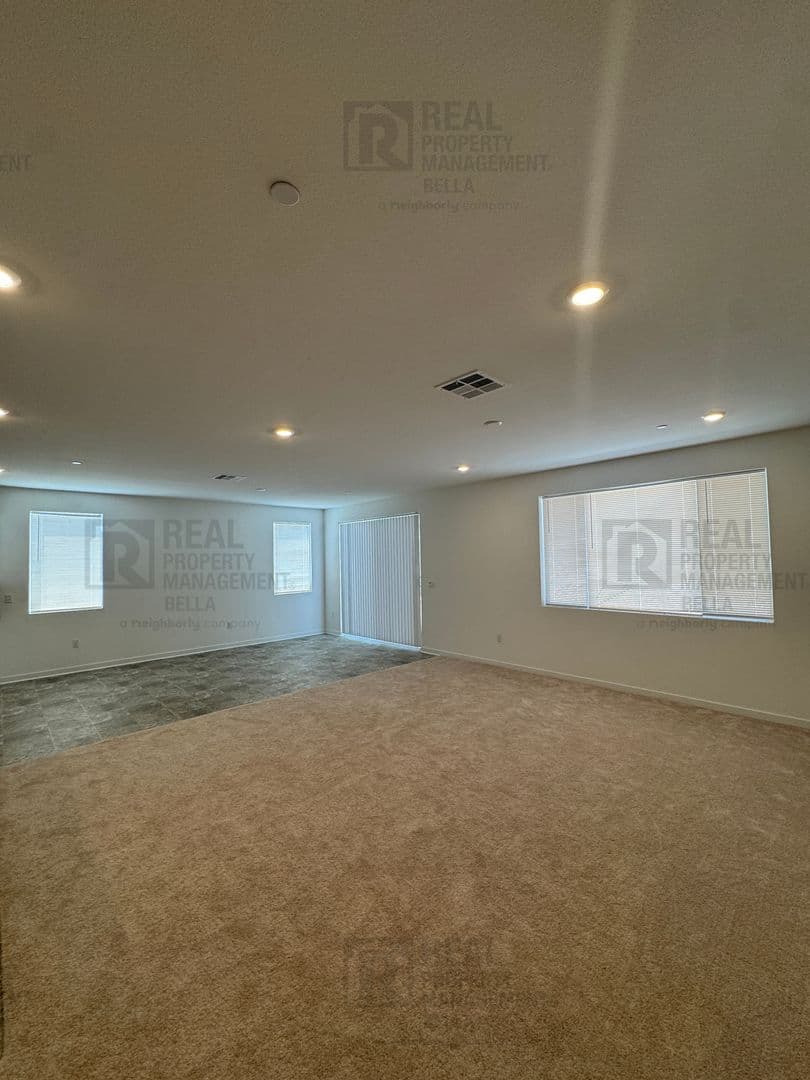 Homeland House: 30972 Lanark St.