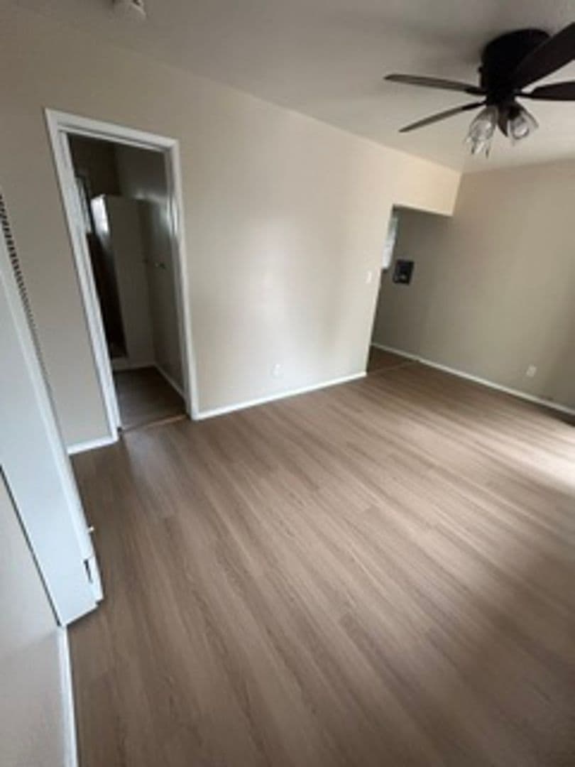 Buena Park Apartment: Whitaker St.