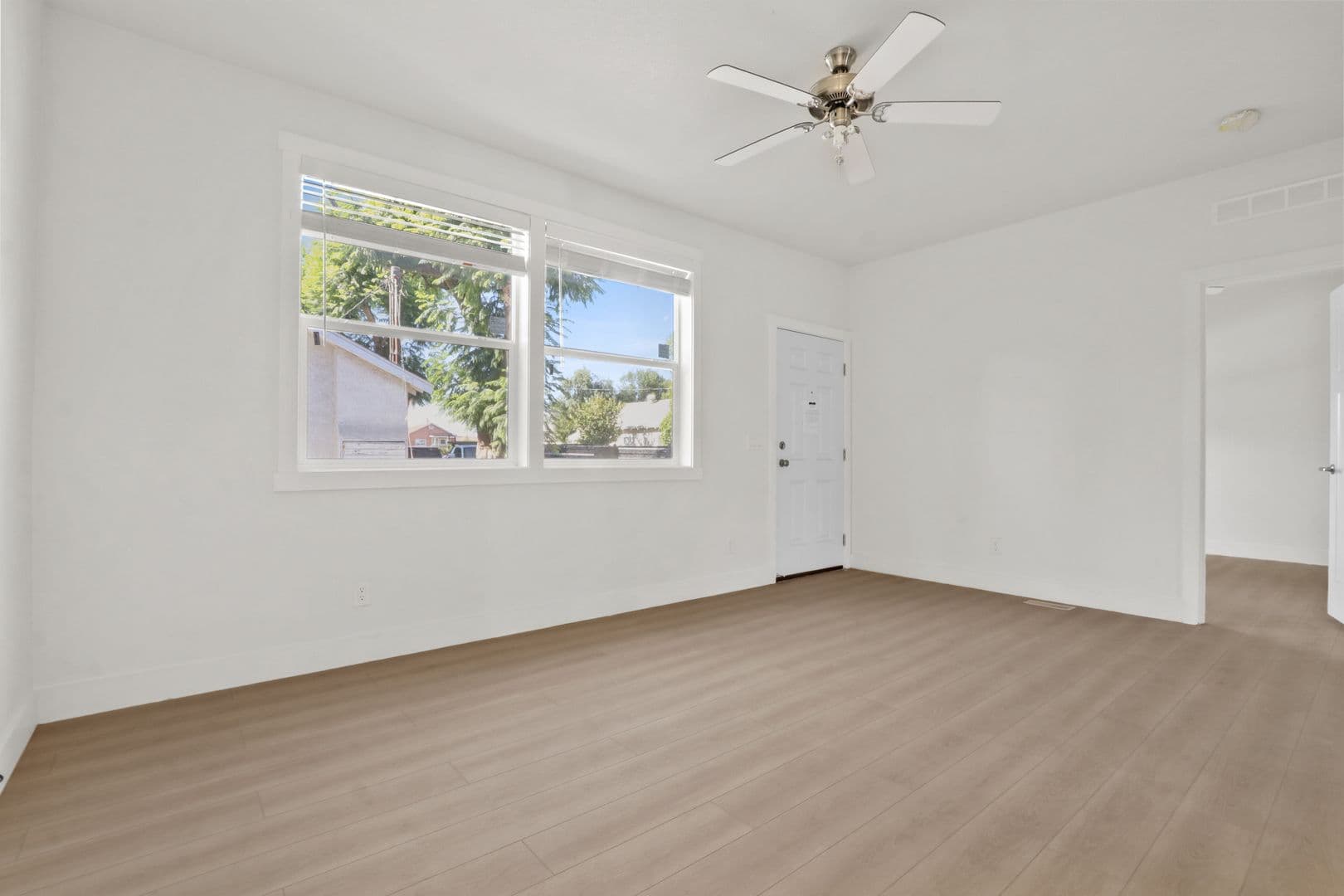 Buena Park Apartment: Whitaker St.