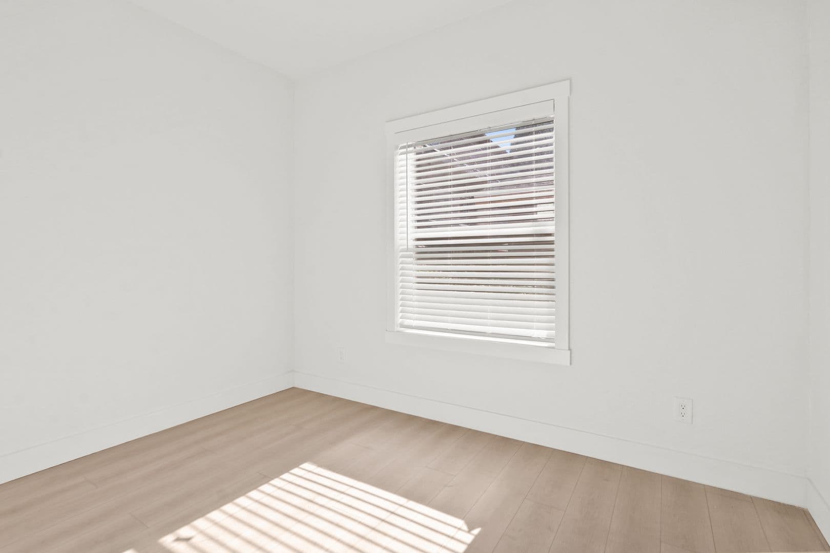 Buena Park Apartment: Whitaker St.