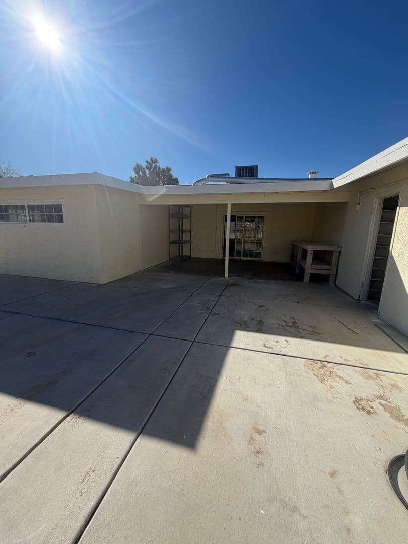 Yucca Valley House: 57675 Pueblo Trail