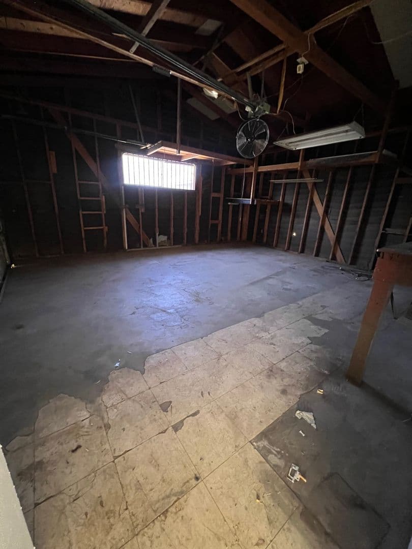 Yucca Valley House: 7401 Elata Ave