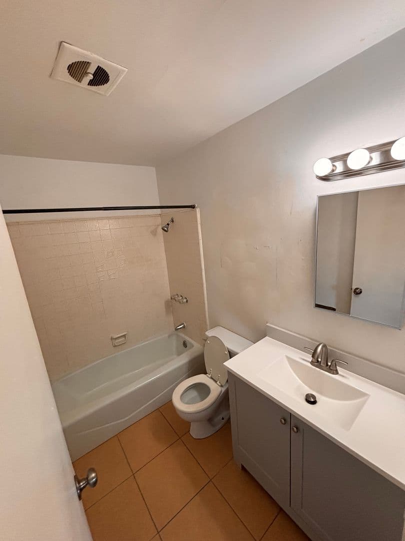 Yucca Valley House: 7126 Palo Alto Avenue