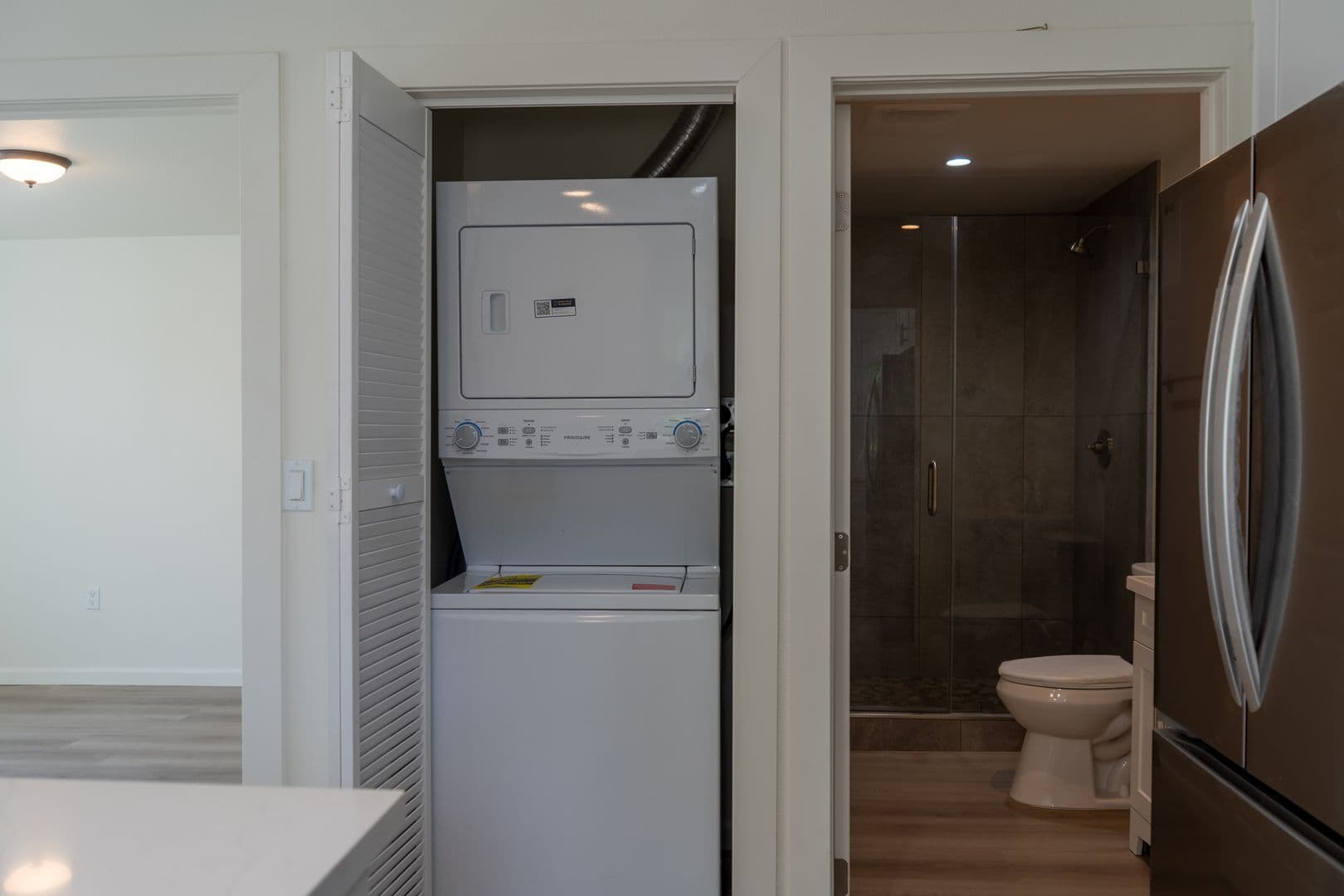 Los Angeles House: 821 E 104th St