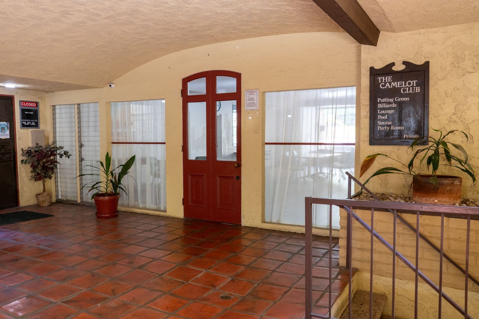 Culver City Condo: 6250 Buckingham Pkwy #208