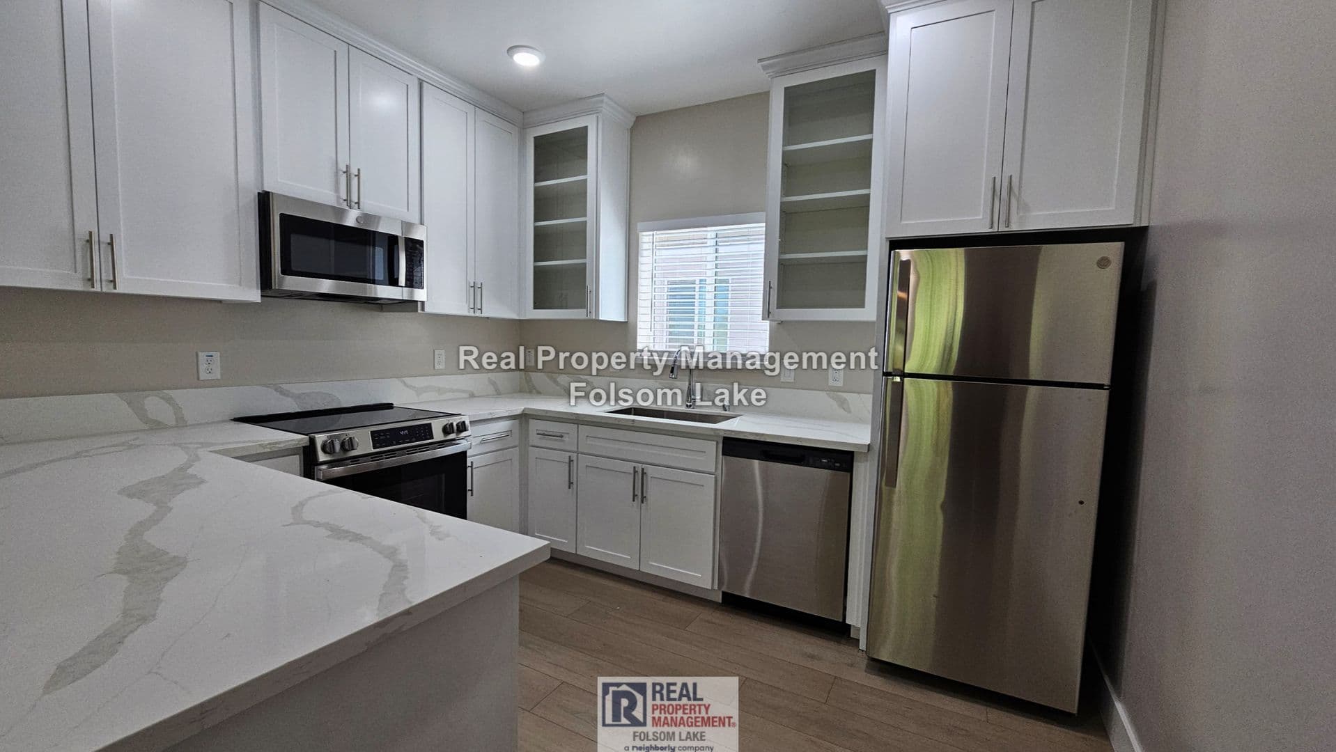 Sacramento House: 5453-2 Bradford Drive