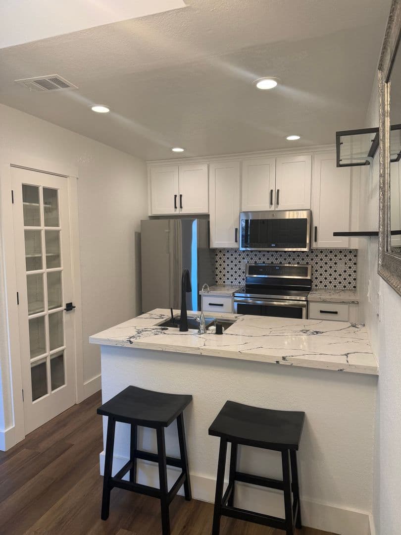Concord House: 4515 Melody Drive #8