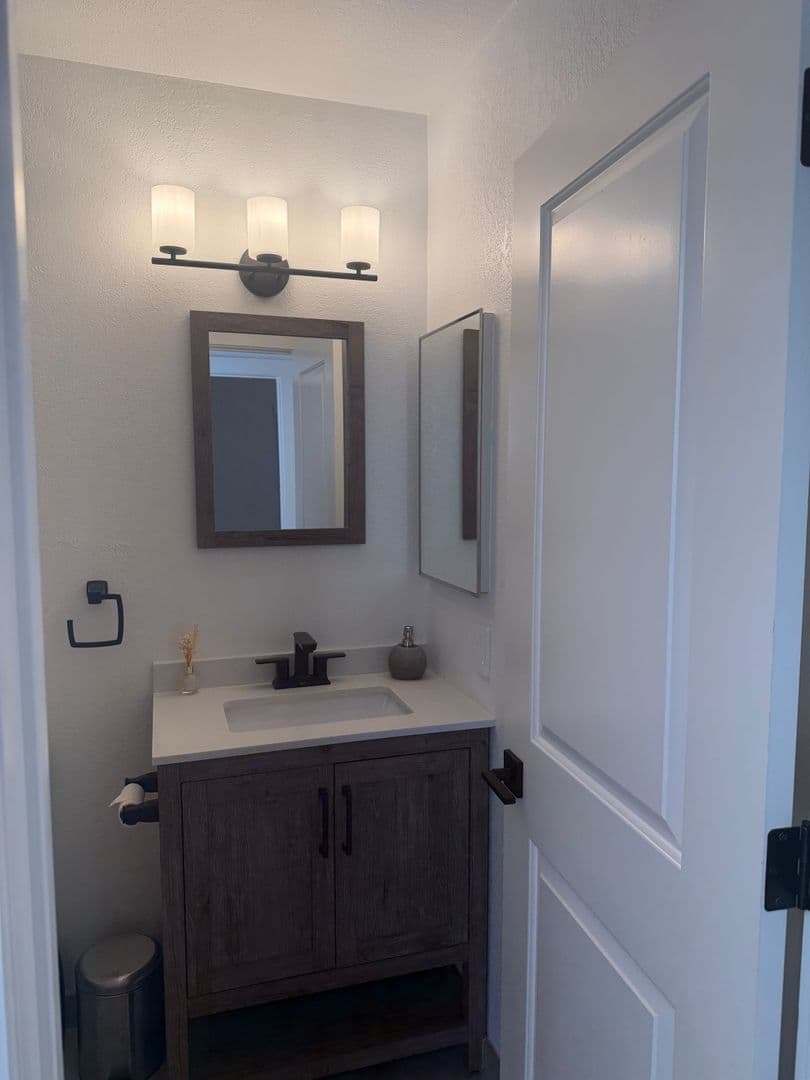 Concord House: 4515 Melody Drive #8