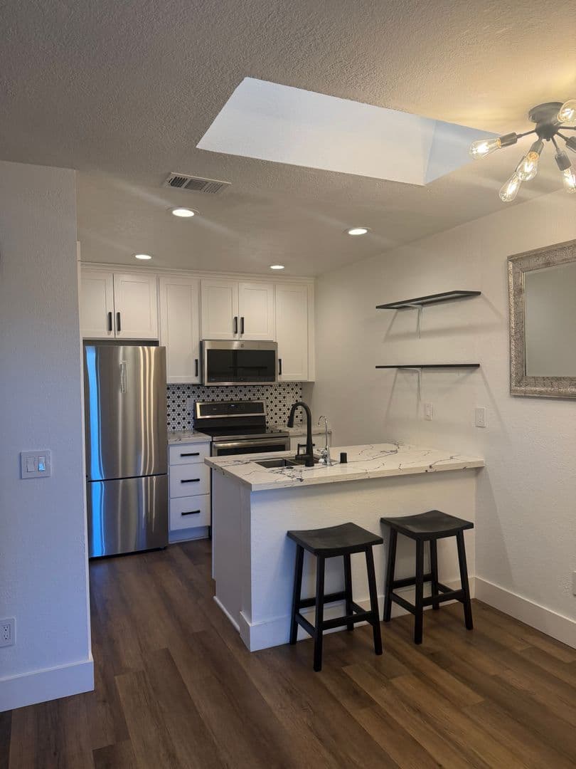 Concord House: 4515 Melody Drive #8