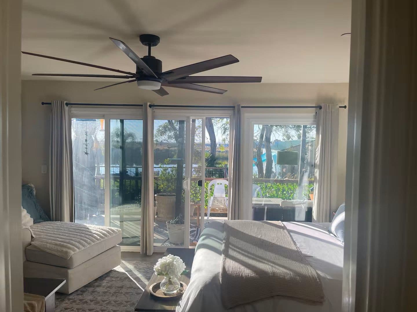 Bethel Island House: 1864 Taylor Rd A