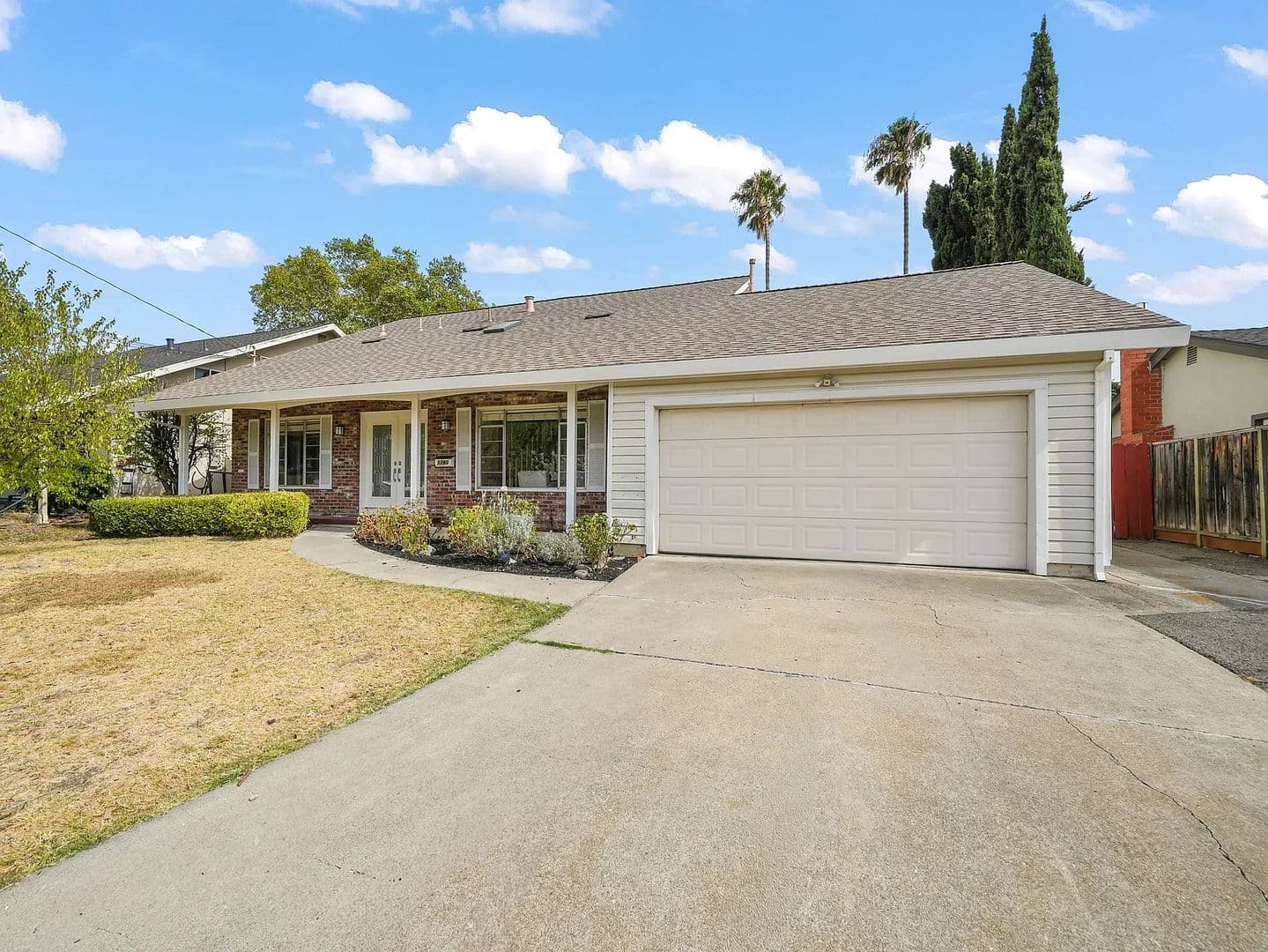 Concord House: 1780 Sargent Rd