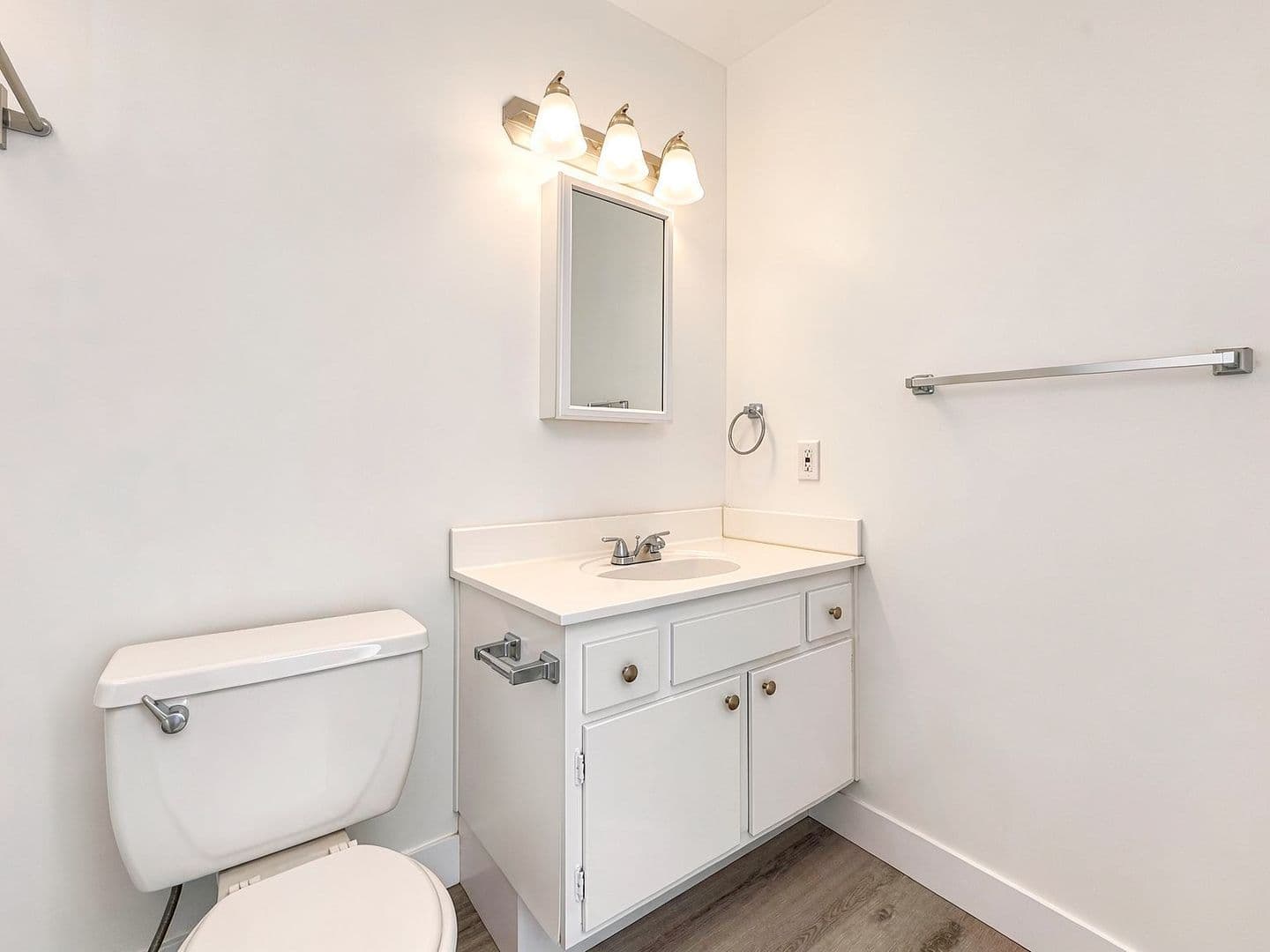 Lawndale Condo: 4727 W 147th St