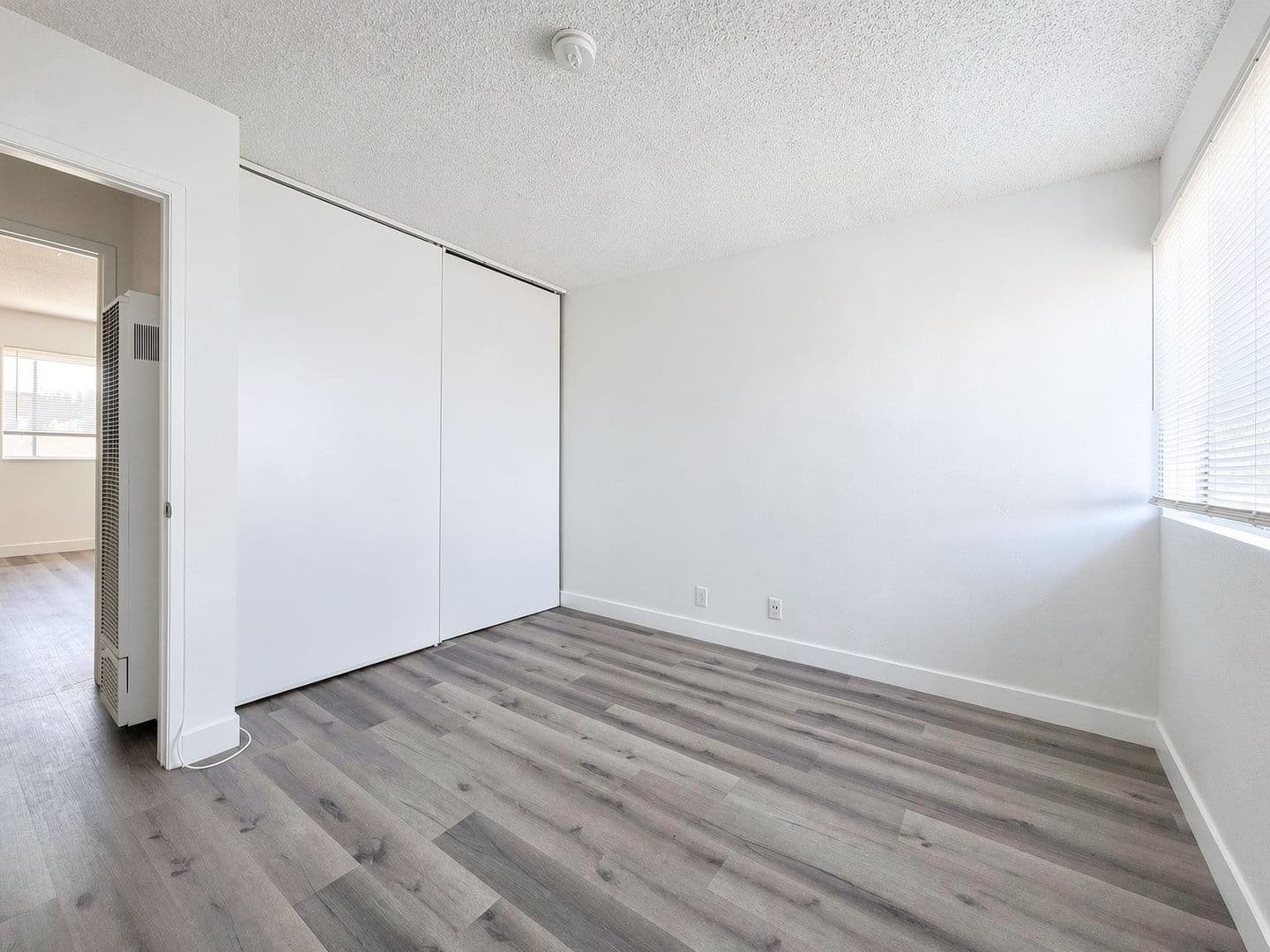 Lawndale Condo: 4727 W 147th St