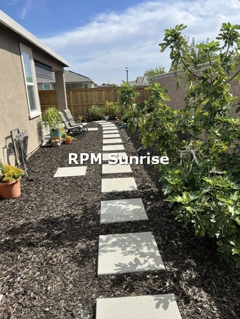 Rio Vista House: 4415 Canada Way