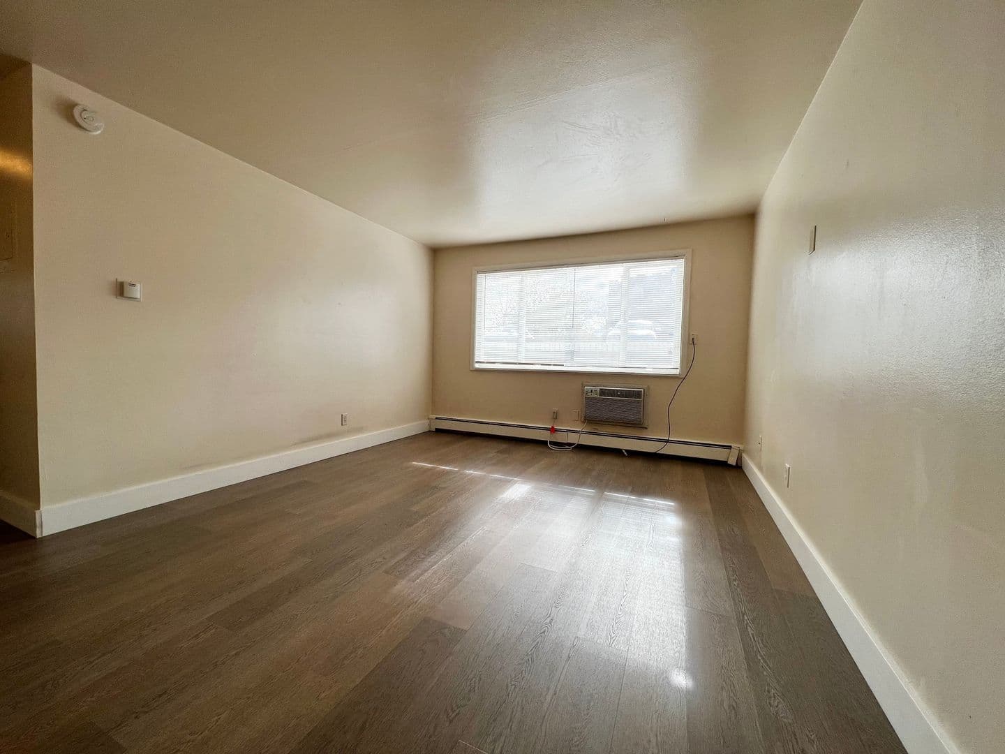 Fort Collins Apartment: 327 Mathews Street