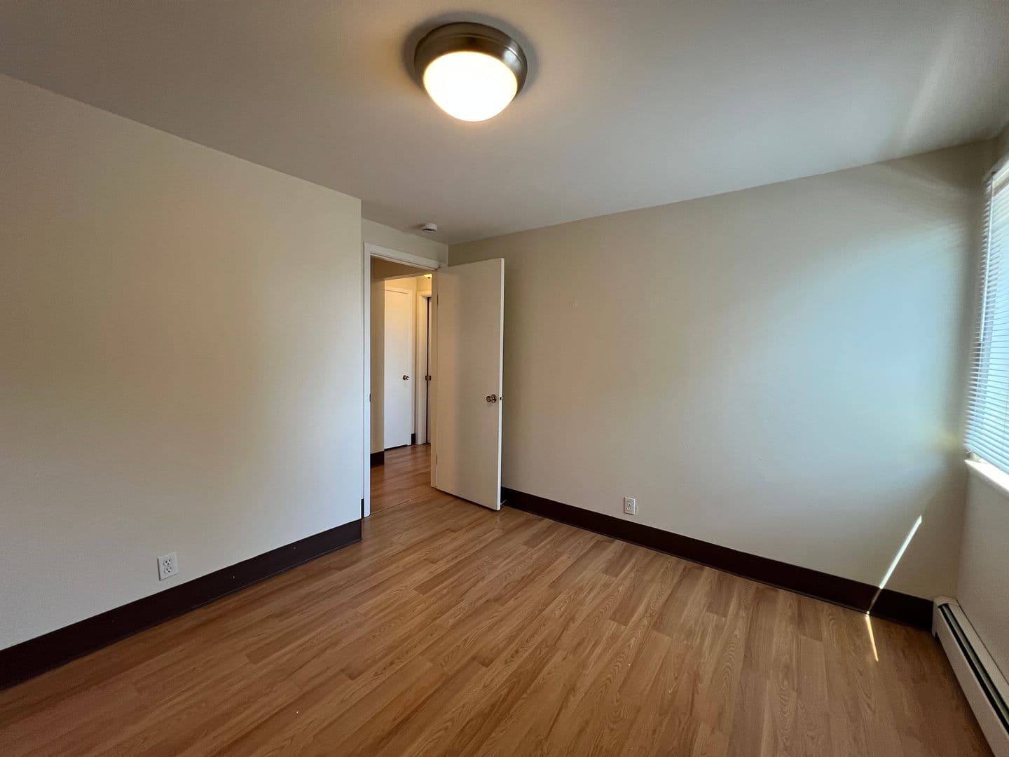 Fort Collins Apartment: 1001 Robertson Street