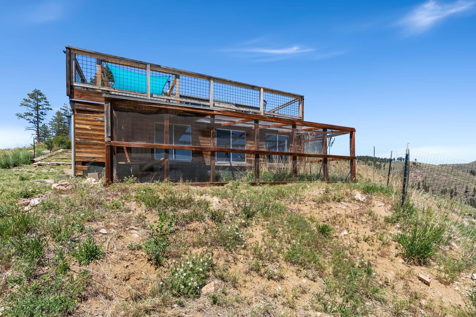 Bellvue House: 1154 Redstone Drive (DT-LN)