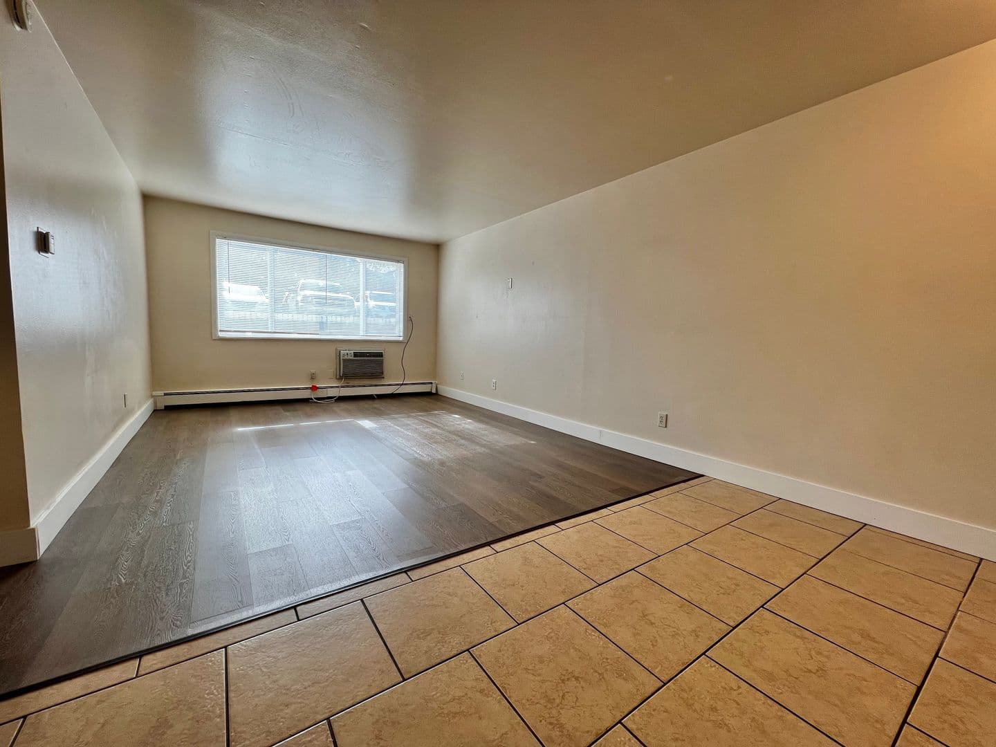 Fort Collins Apartment: 327 Mathews Street