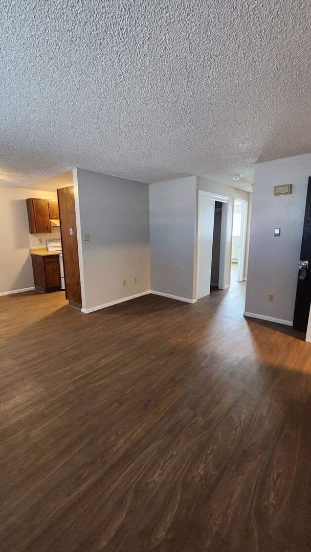 Cheyenne Apartment: 4517 Parkview Drive