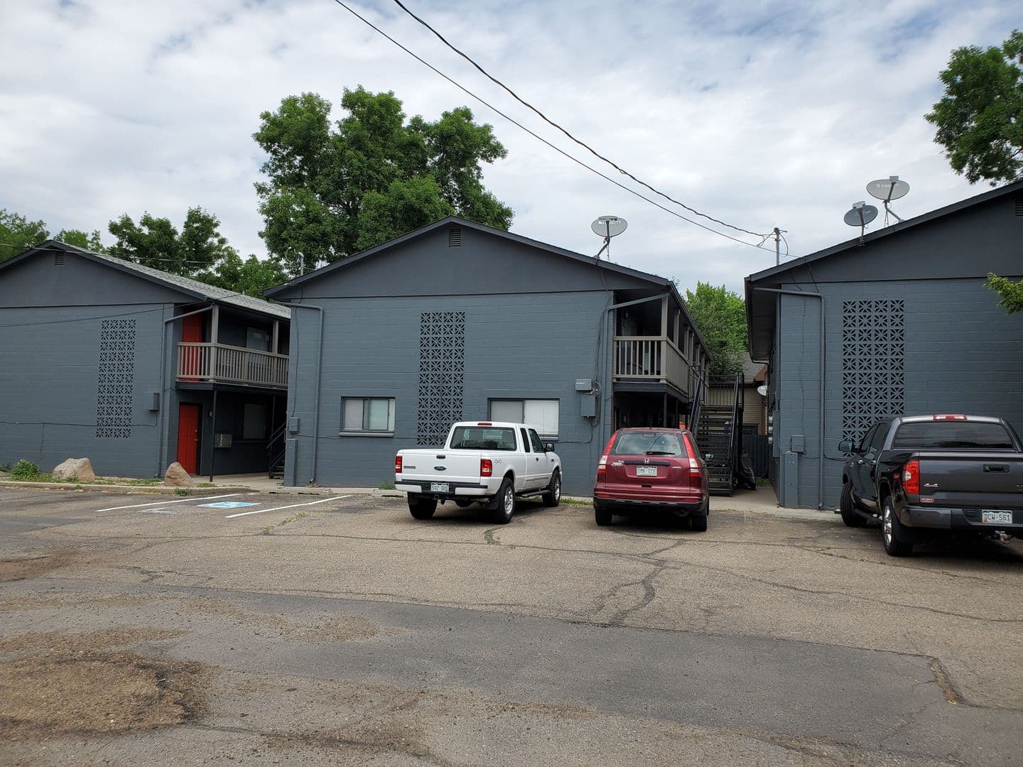 Loveland Apartment: 713 N Garfield Ave