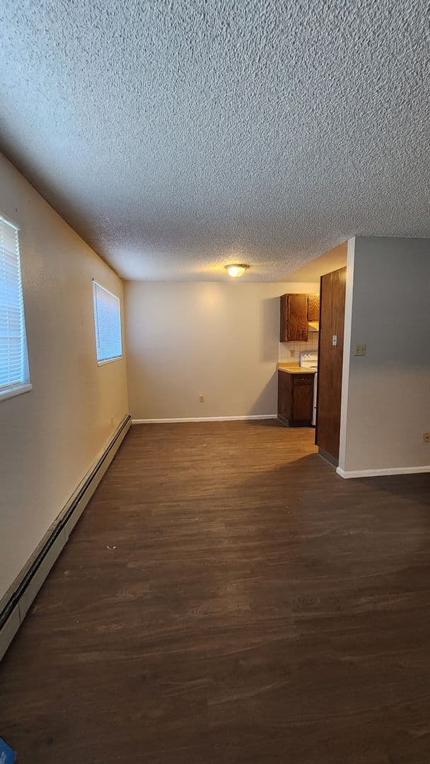Cheyenne Apartment: 4517 Parkview Drive