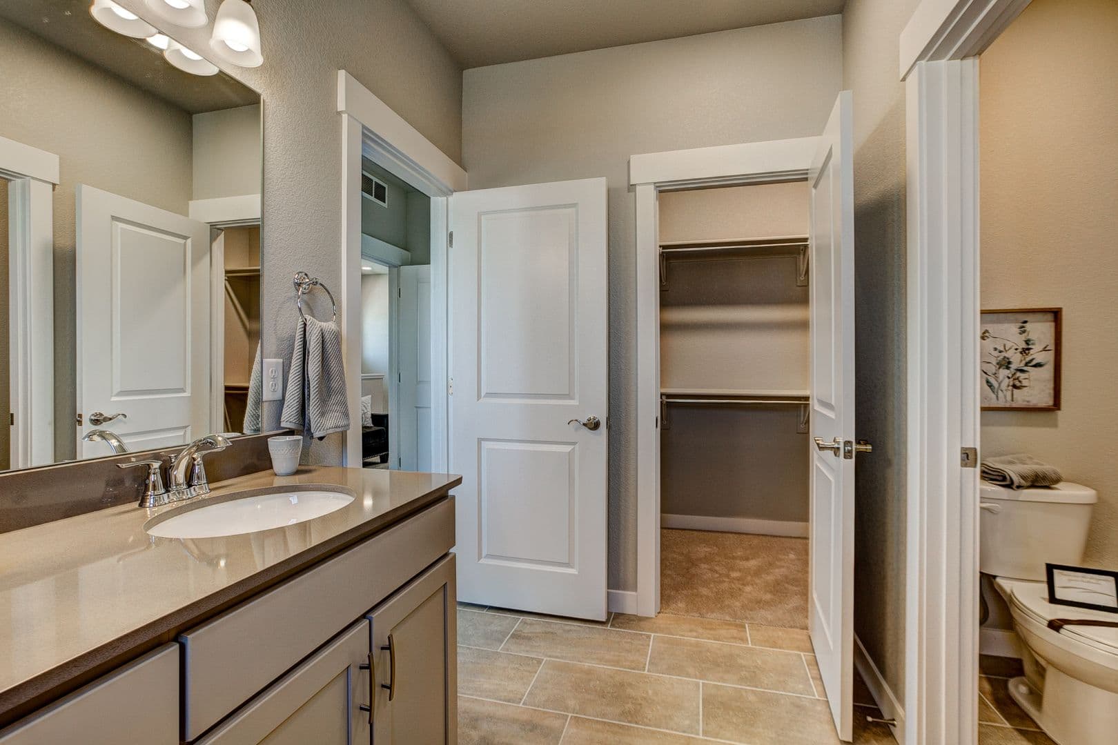 Fort Collins Apartment: 832 Mangold Lane