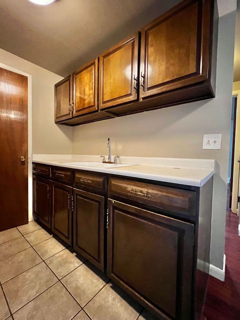 Fort Collins Apartment: 1005 Robertson St