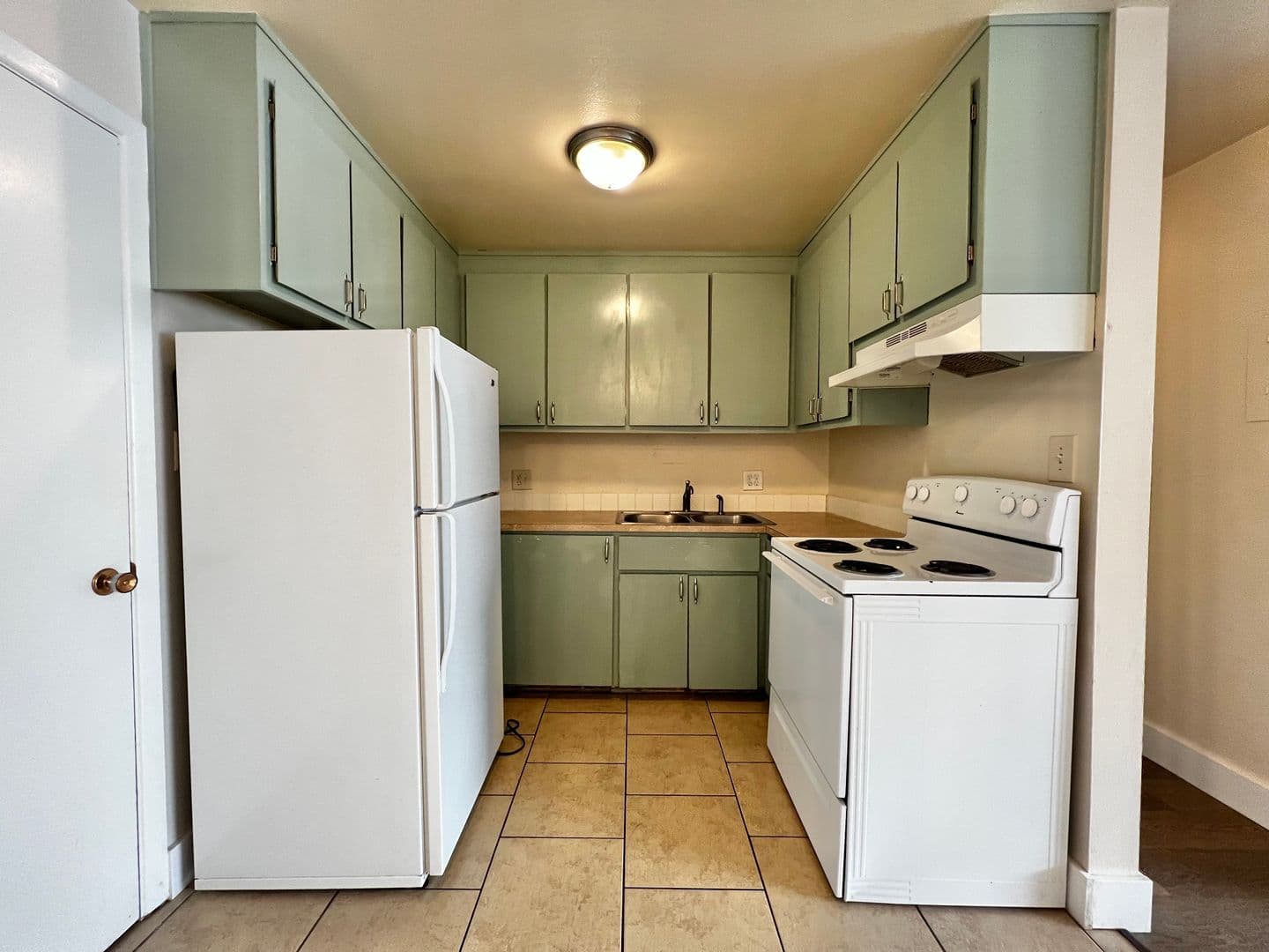 Fort Collins Apartment: 327 Mathews Street
