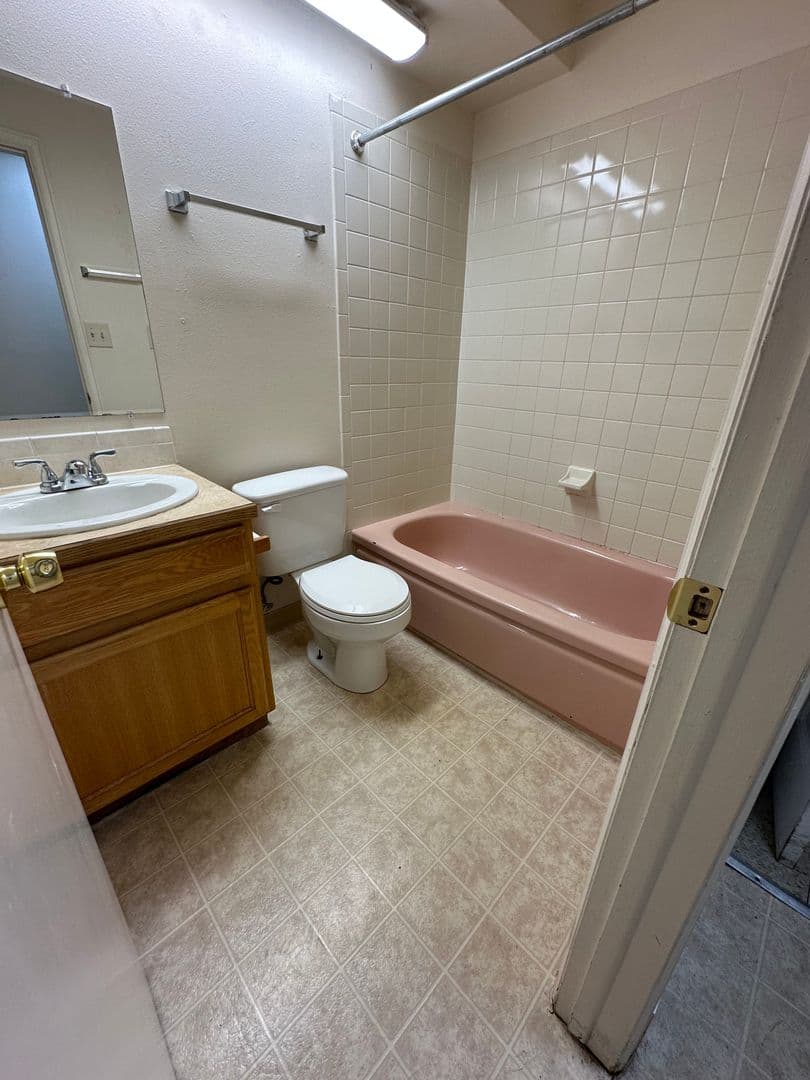 Fort Collins Apartment: 1850 Laporte Ave
