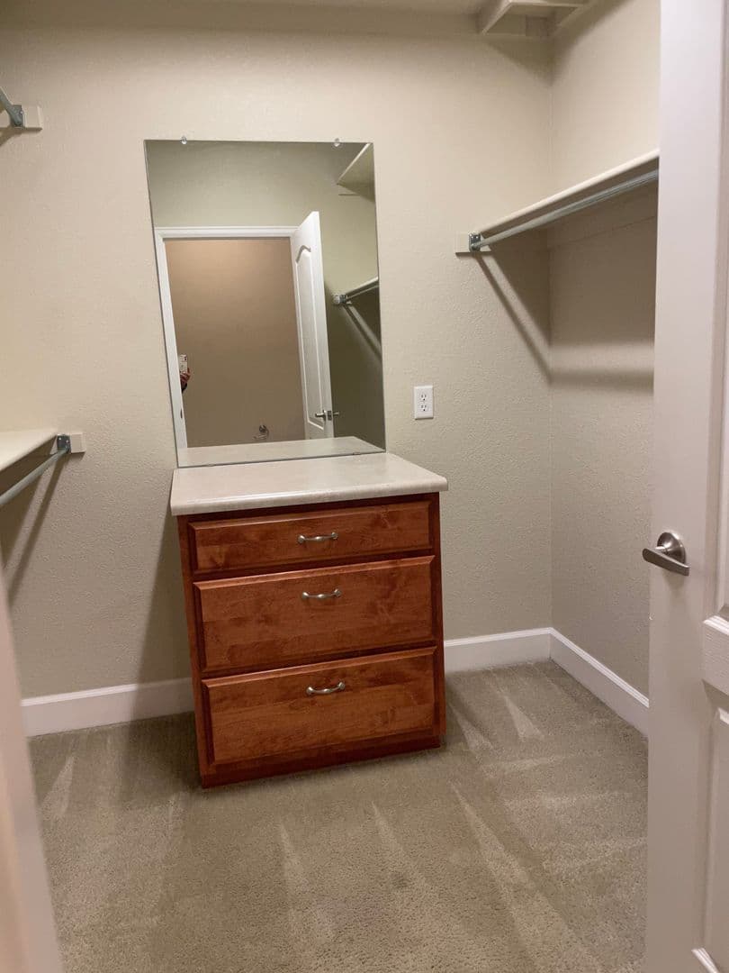 Wellington Condo: 4101 Crittenton Lane Unit 103