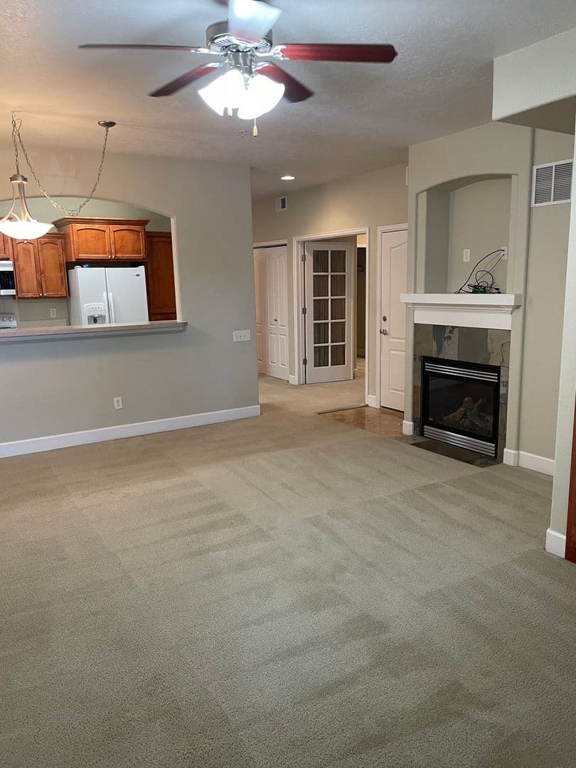 Wellington Condo: 4101 Crittenton Lane Unit 103