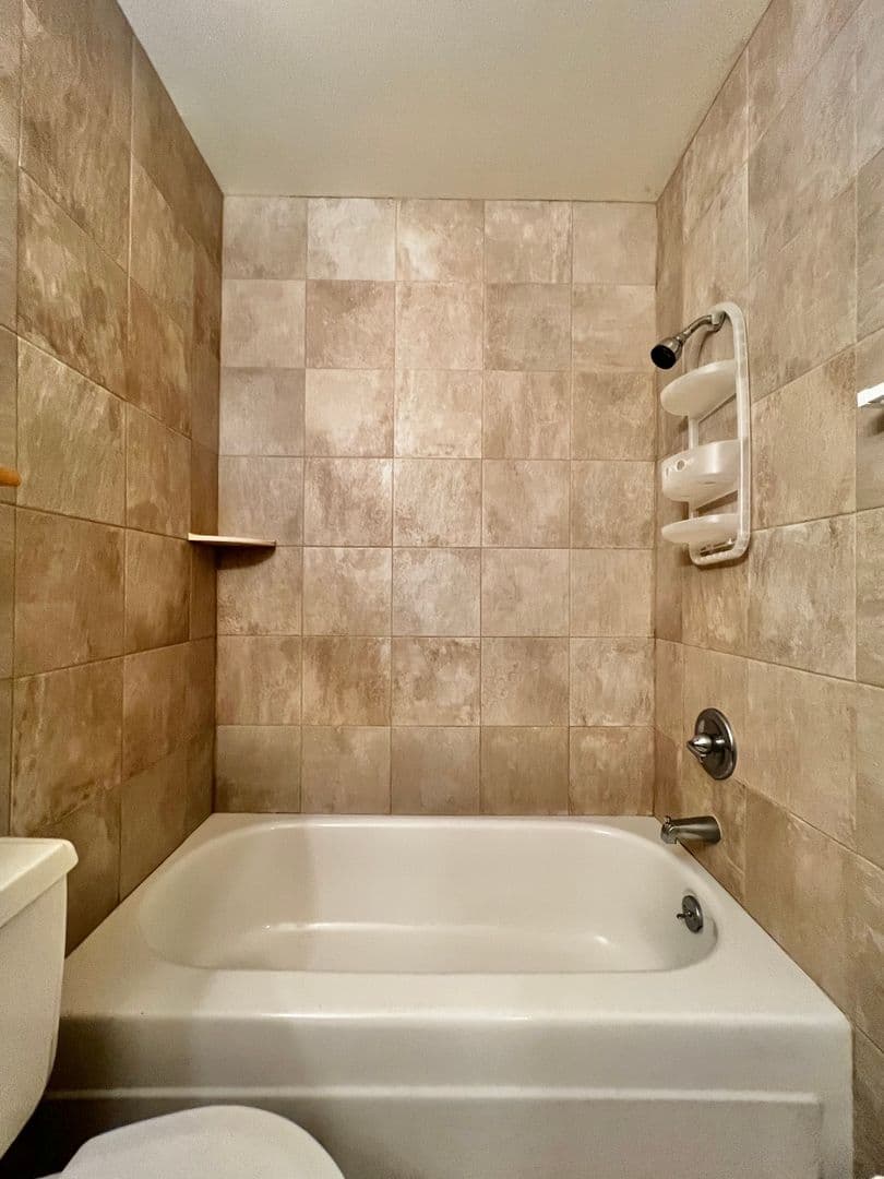 Fort Collins Apartment: 125 Dartmouth Trail
