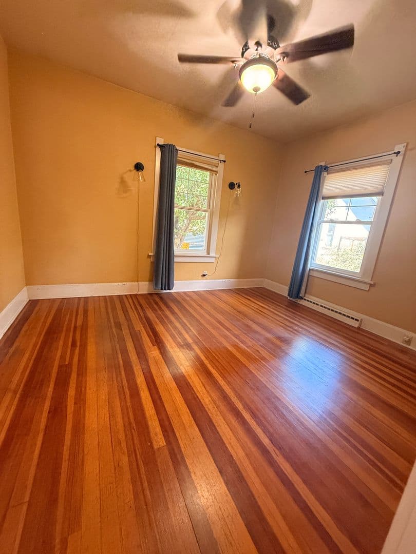 Laramie House: 609 E Garfield St
