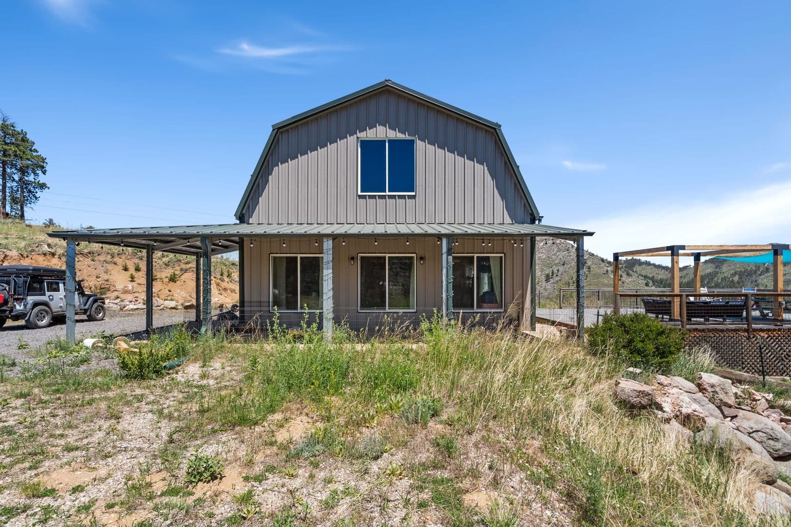 Bellvue House: 1154 Redstone Drive (DT-LN)