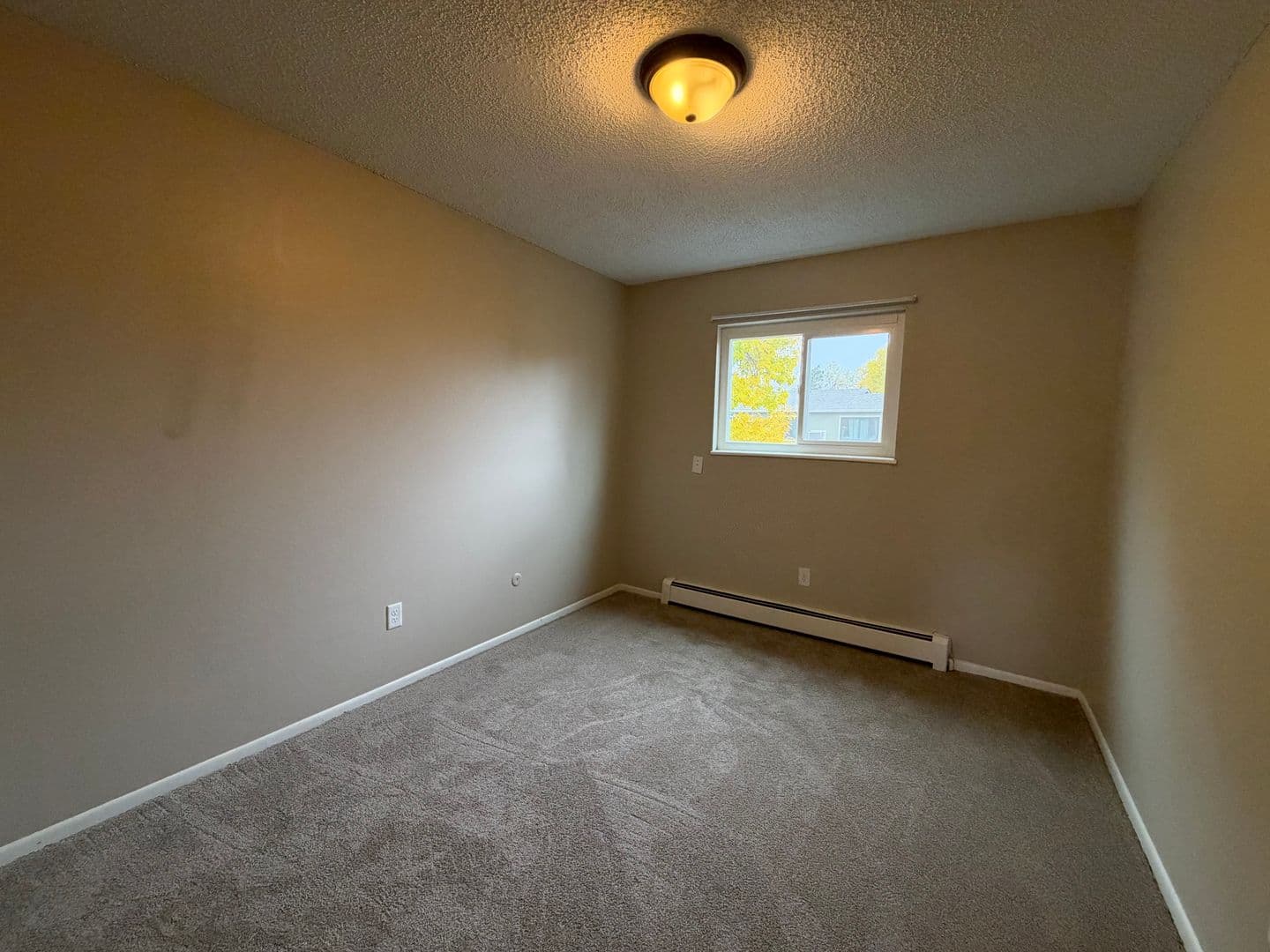 Fort Collins Apartment: 1919 Pecan Street