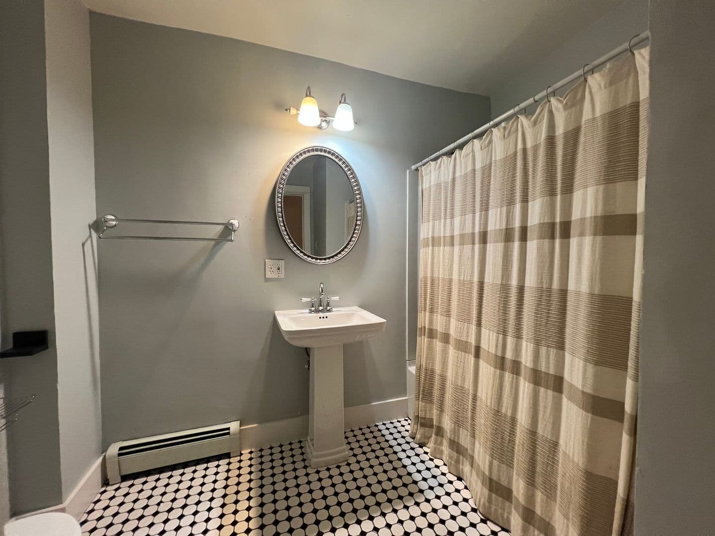 Johnstown Apartment: 201 E. South 1st Street