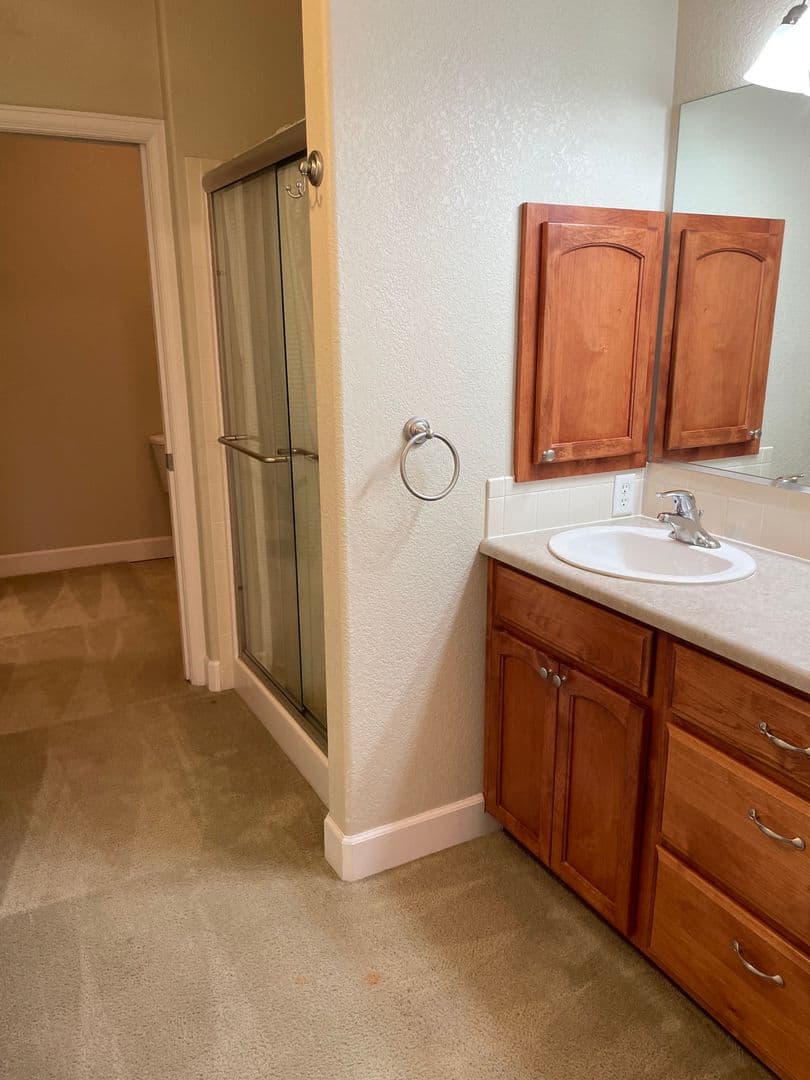 Wellington Condo: 4101 Crittenton Lane Unit 103