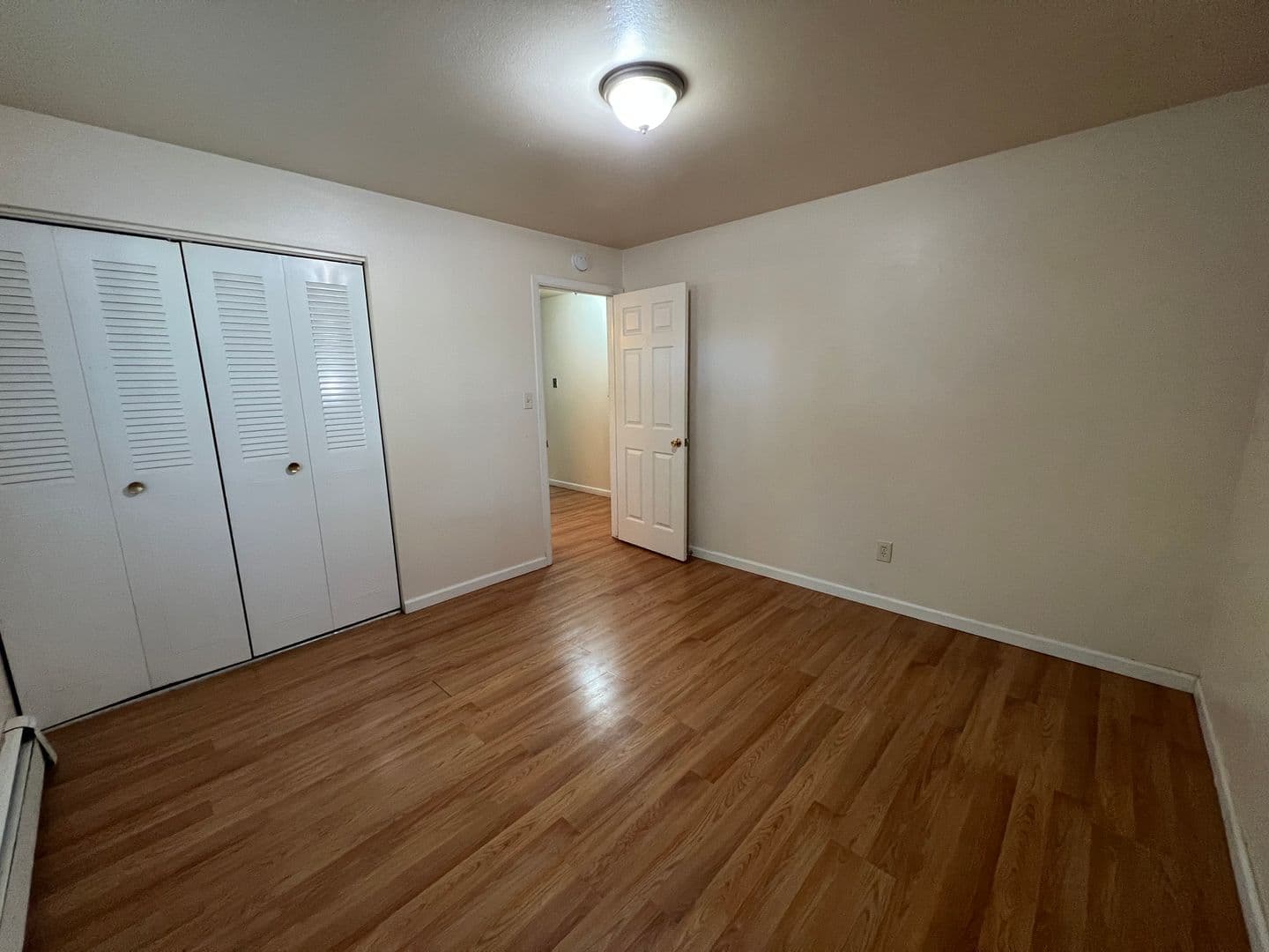 Fort Collins Apartment: 327 Mathews Street