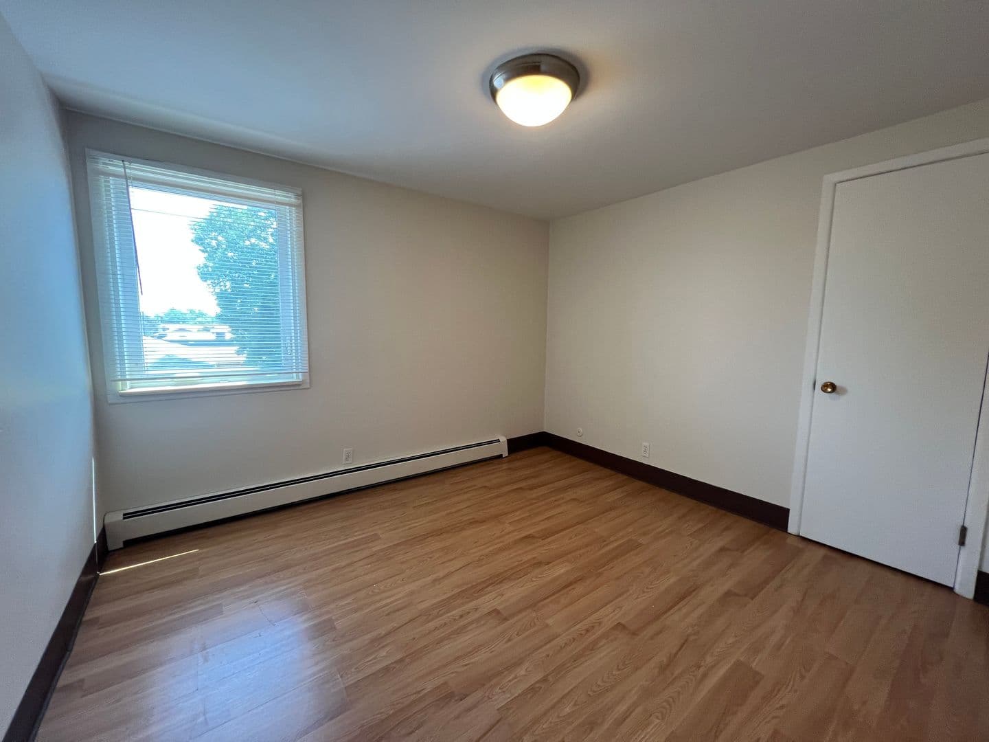 Fort Collins Apartment: 1001 Robertson Street