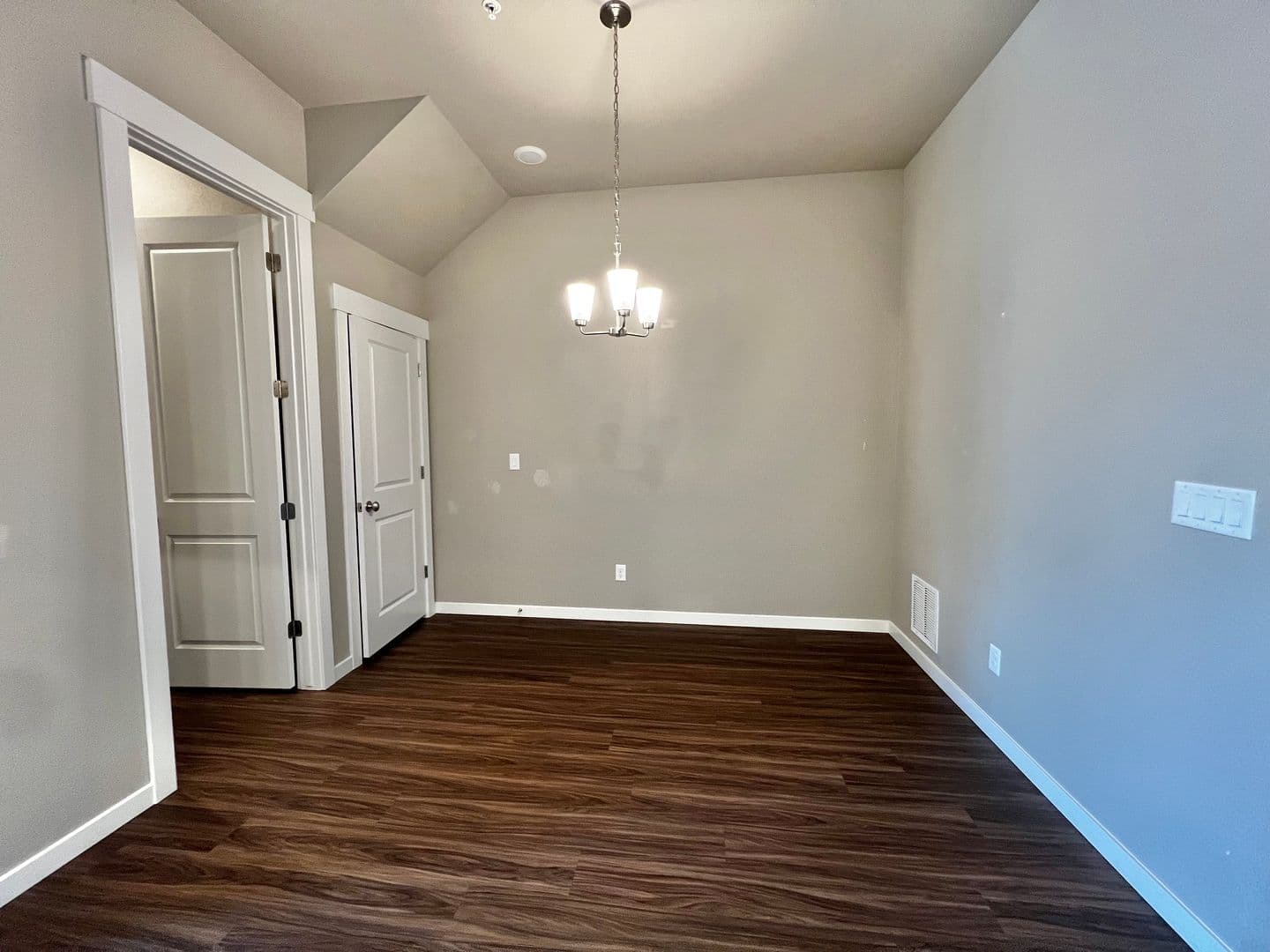 Fort Collins Apartment: 831 Mangold Lane