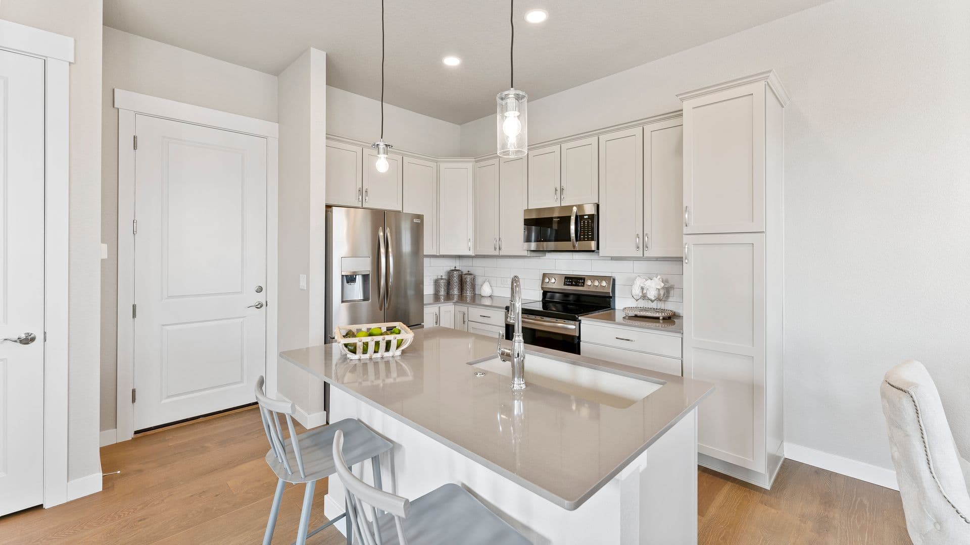 Fort Collins Apartment: 831 Mangold Lane